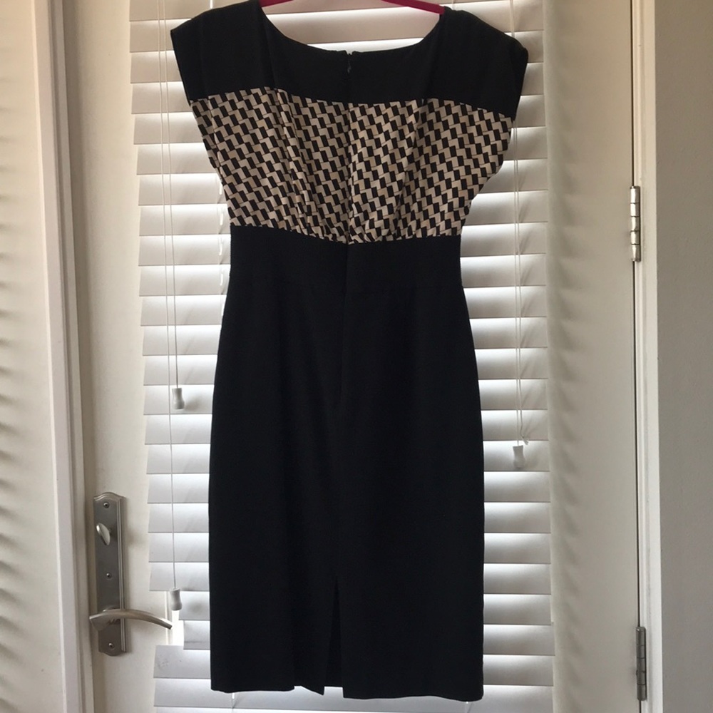 Dress - Picture 4 of 8